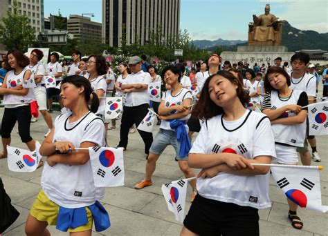  El Gwanghwamun Marathon Celebrando la Resistencia y la Esperanza de Corea